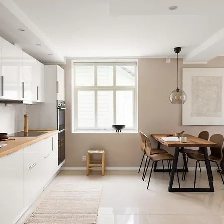 Апартаменты Sentral Leilighet, *